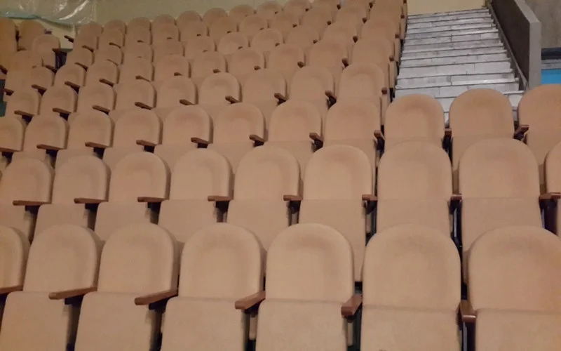 Театральное кресло МДФ для актовых залов